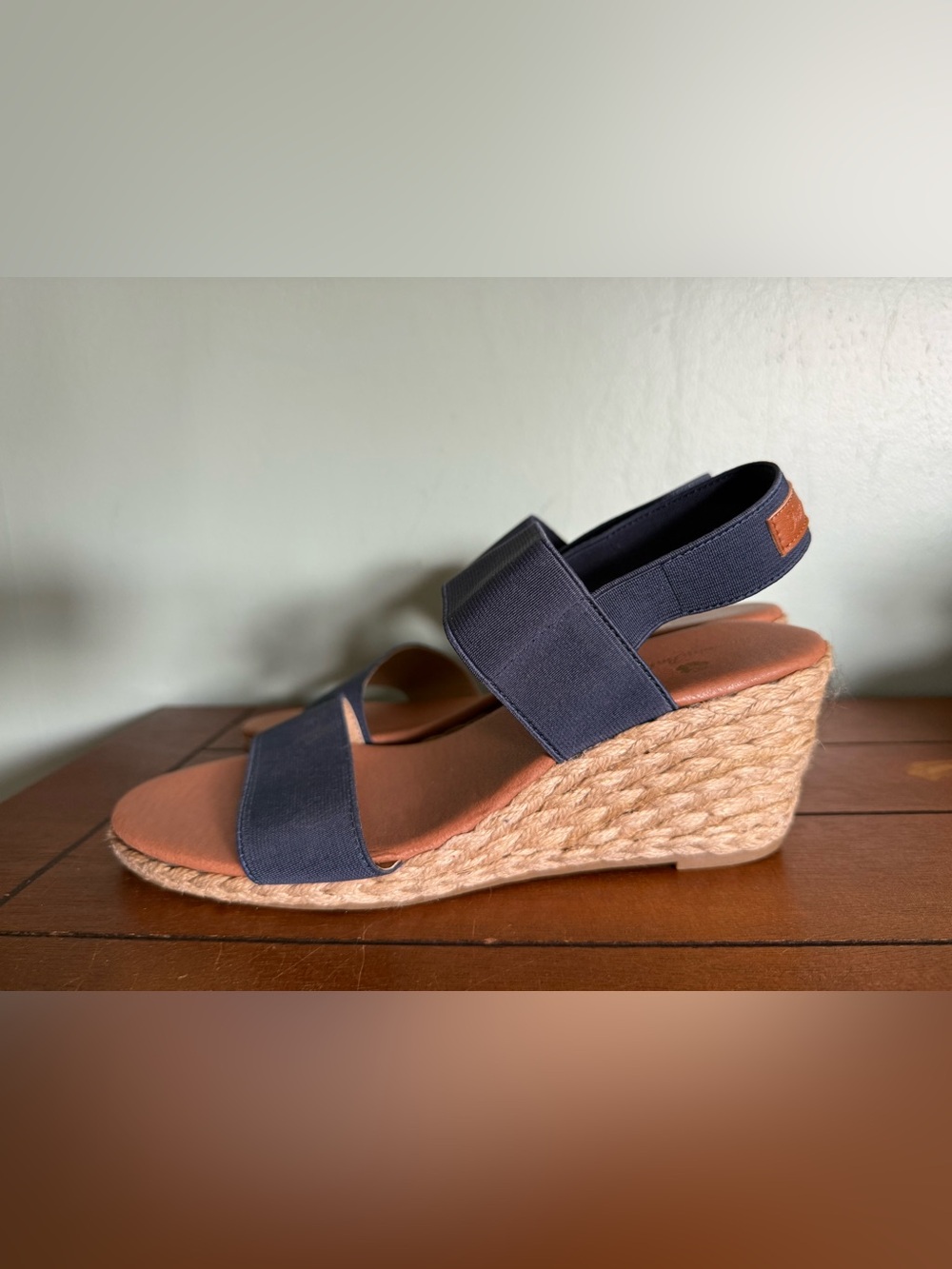 Tommy Bahama Wedge Rope Sakura Blue Stretchy Strappy Sandals Size 9.5